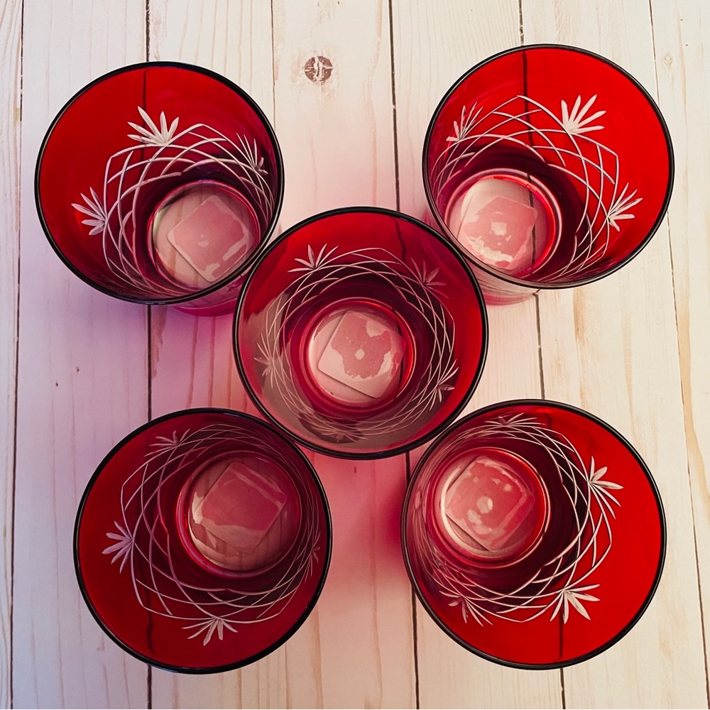 Holiday red etched glasses! All 5 for $24!!